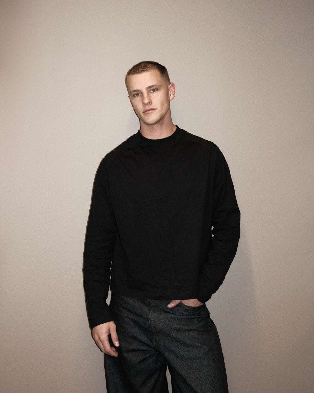 Raglan Longsleeve T-shirt Black